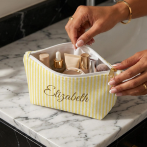 Makeup Bag: Toiletry Organizer With Zipper